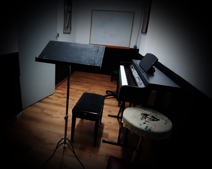 Aula clases música por horas